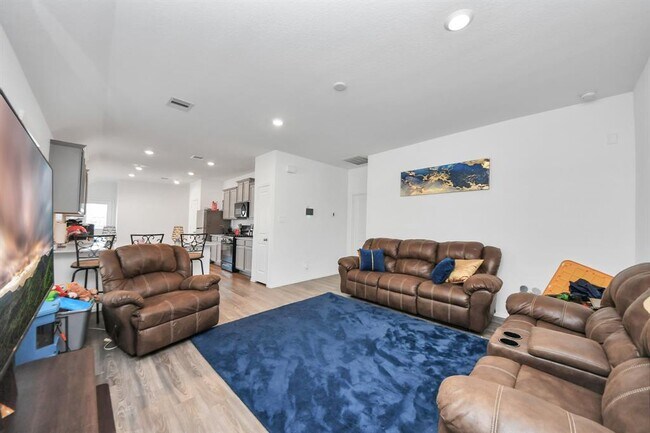 Foto del edificio - 18462 Summit Ranch Dr