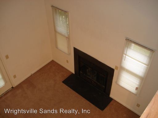 Building Photo - 137 Lullwater Dr