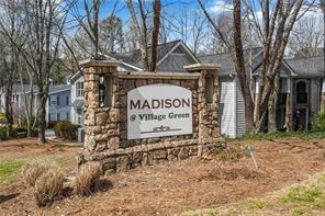 Foto del edificio - 708 Madison Ln S E