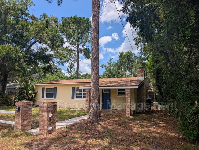 Foto del edificio - 1510 E Shadowlawn Ave