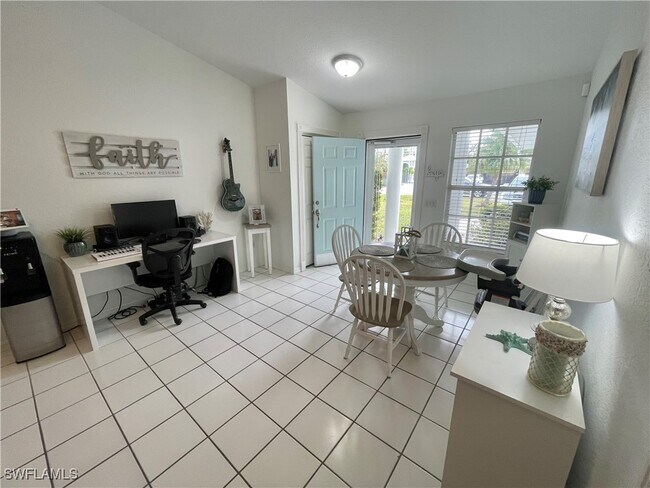 Foto del edificio - 787 108th Ave N