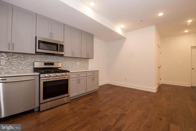 Building Photo - 1956 N 8th St