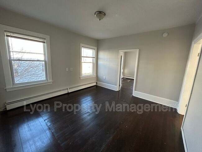 Building Photo - 107 Burgess Ave
