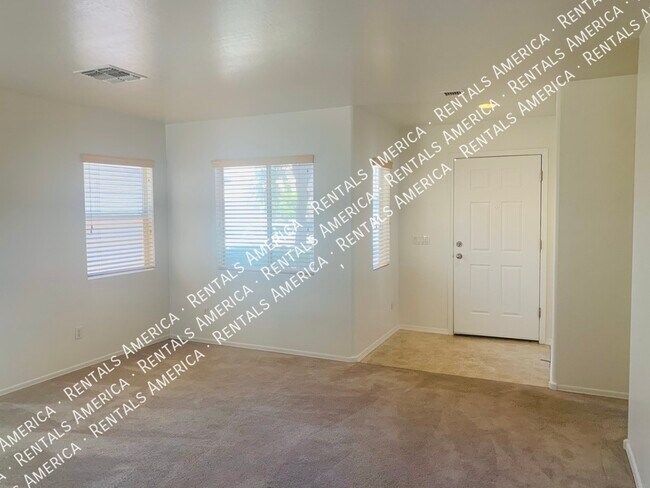 Foto del edificio - 11627 W Cheryl Dr