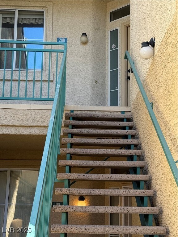 Building Photo - 5155 W Tropicana Ave