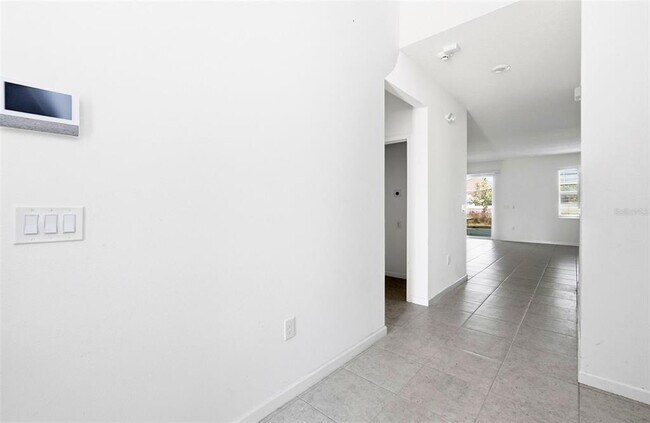 Building Photo - 4483 Monado Dr