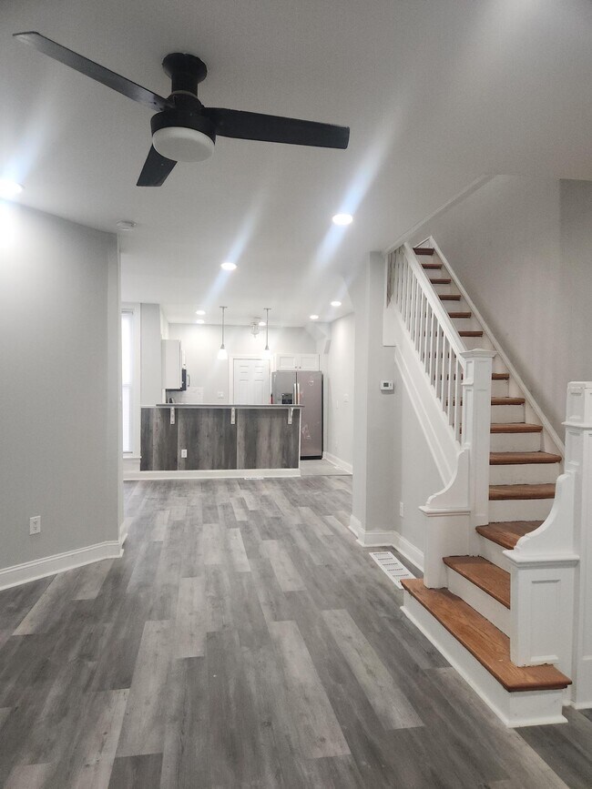 Foto del edificio - 328 N Redfield St