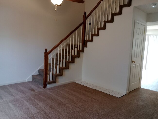 Foto del edificio - 210-210 Nikki Way