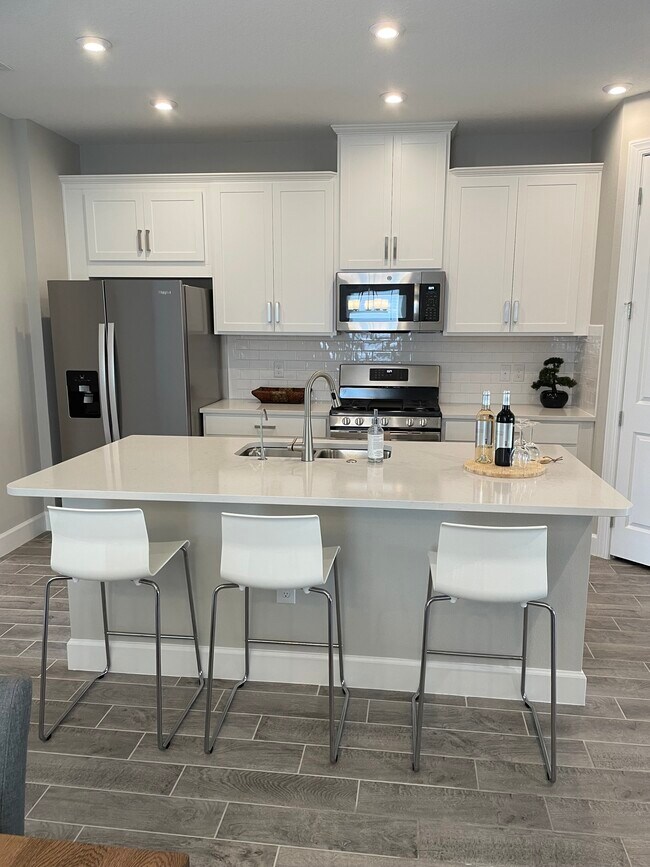 Foto del edificio - 4674 CRESTPOINT Wy