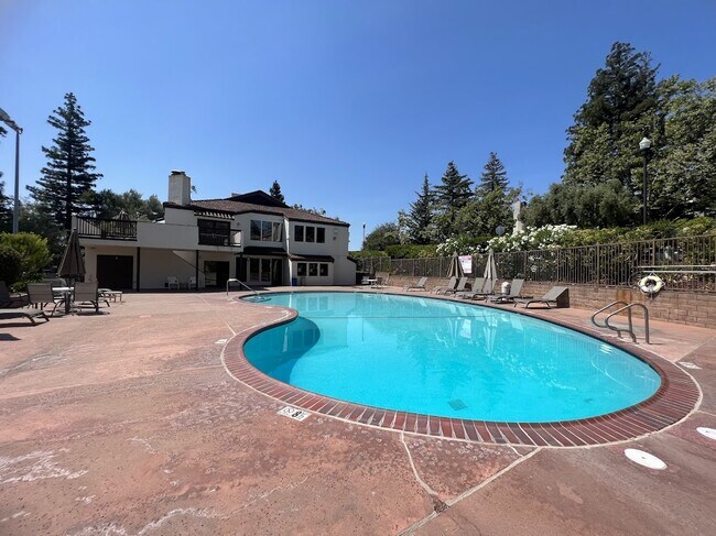 Clubhouse and swimming pool - 21103 Gary Dr