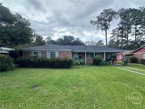 Building Photo - 2325 Walz Dr