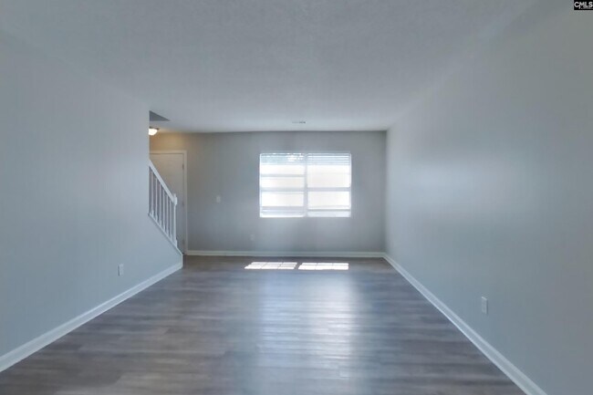 Foto del edificio - 308 May Oak Rd