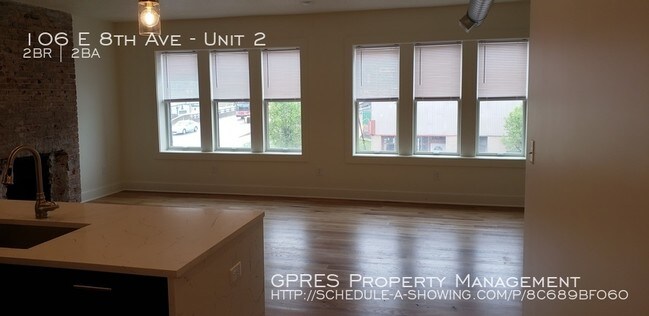 Foto del edificio - 106 E 8th Ave