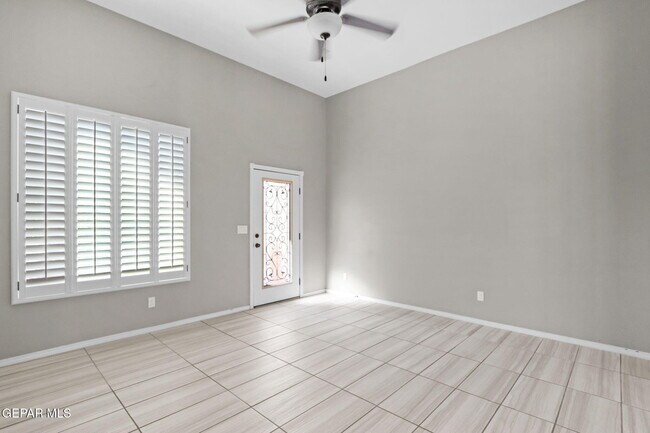 Building Photo - 14365 Jonathan K. Molina Ct