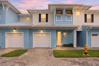 Building Photo - 26380 Coco Cay Cir