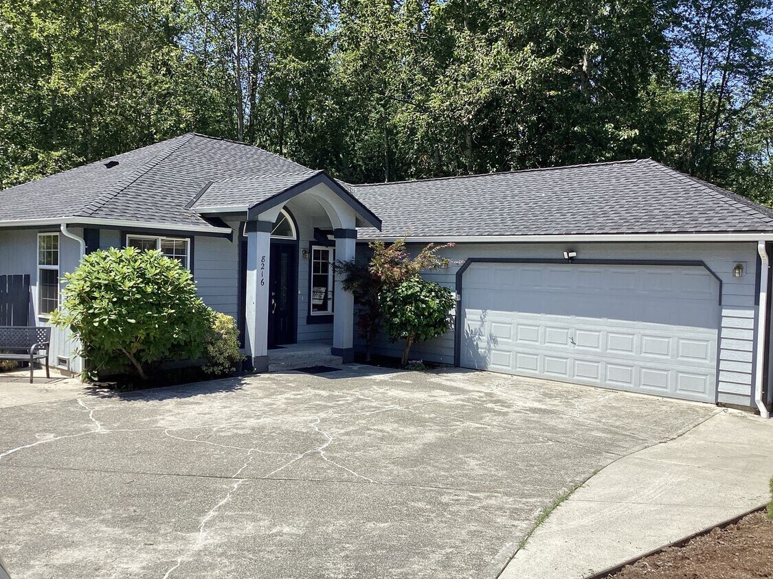 Foto principal - Spacious Lake Stevens Rambler with A/C