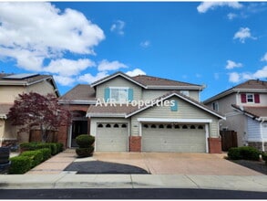 Building Photo - 4753 Boxwood Way