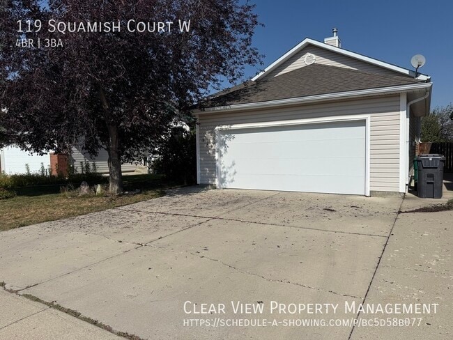 Photo du bâtiment - ?? Spacious 4-Bedroom Bi-Level Fully Fence...