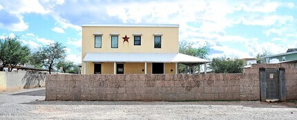 Building Photo - 1040 E Halcyon Rd