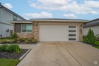 Building Photo - 12715 Basinghall Ln