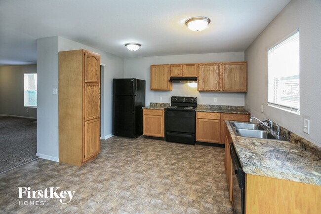 Foto del edificio - 1315 Shadetree Ln