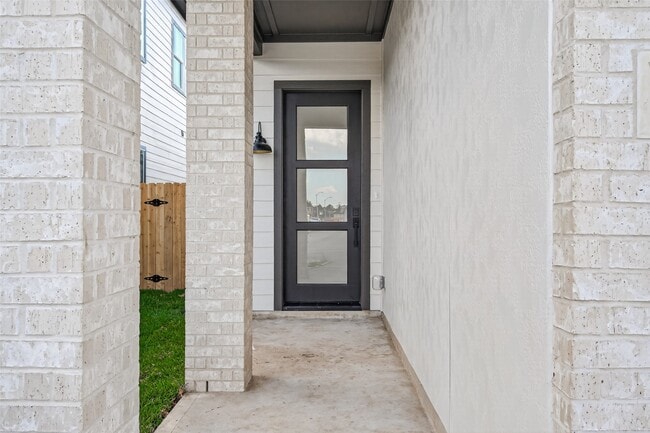 Building Photo - 4330 Avron Dr