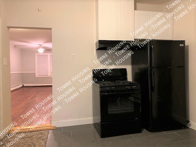 Building Photo - 73 Baynes St