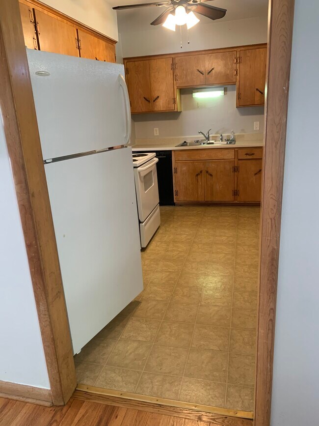 Foto del edificio - 4838 Melrose Ln