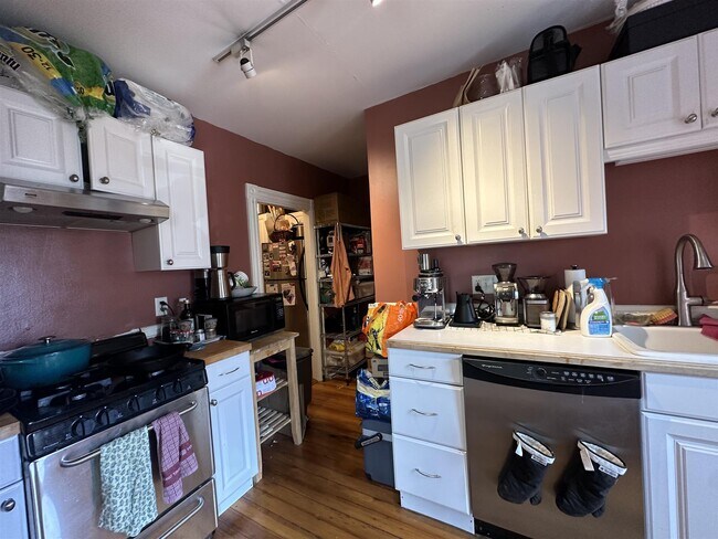 Foto del edificio - 71 Woods Ave