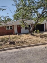 Building Photo - 1416 Pidcoke St