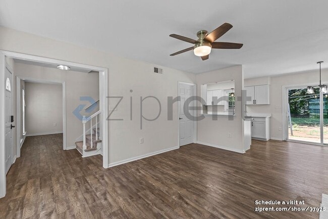 Building Photo - 8730 Fieldgate Dr