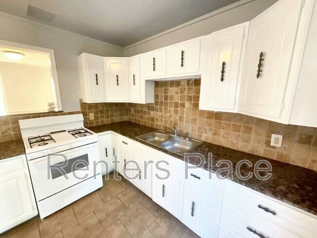 Foto del edificio - 1208 S Erie Ave