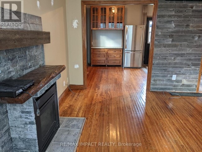 Photo du bâtiment - 806 Stone St