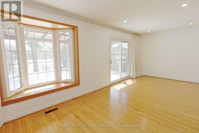 Building Photo - 117 Crockamhill Dr