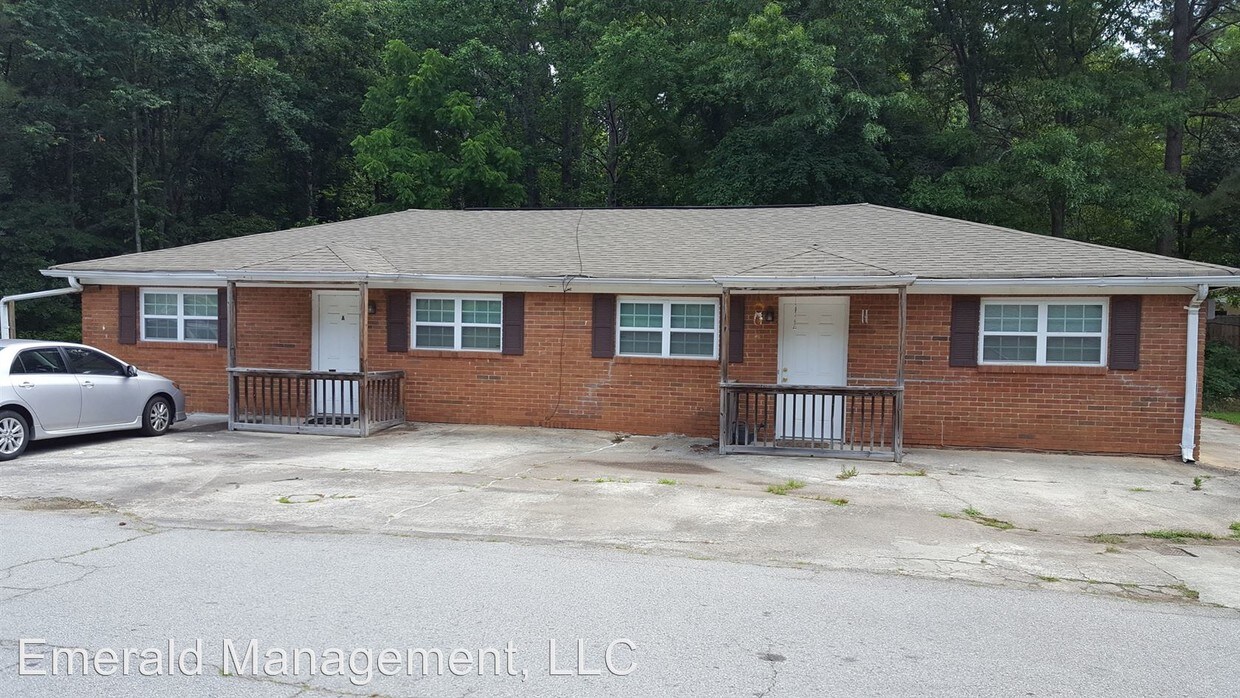 4689 Cook Dr, Buford, GA 30518 Condo for Rent in Buford, GA