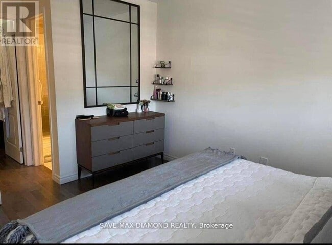 Building Photo - 10 Minlow Way