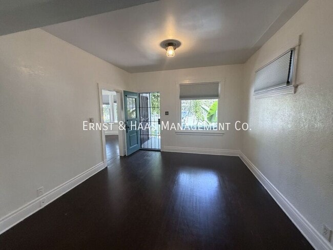 Foto del edificio - 209 Linden Ave