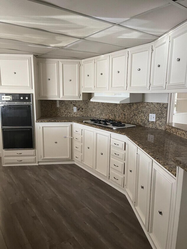 Foto del edificio - 2851 Rolling Hills Dr