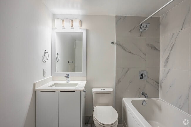 1BR, 1BA - 717PC - Signature Place