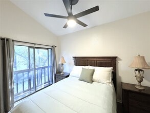 Building Photo - 11711 Memorial Dr