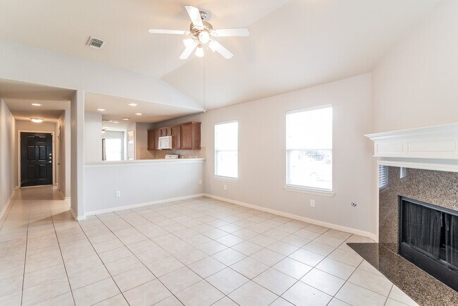 Foto del edificio - 17918 Green Trace Ln