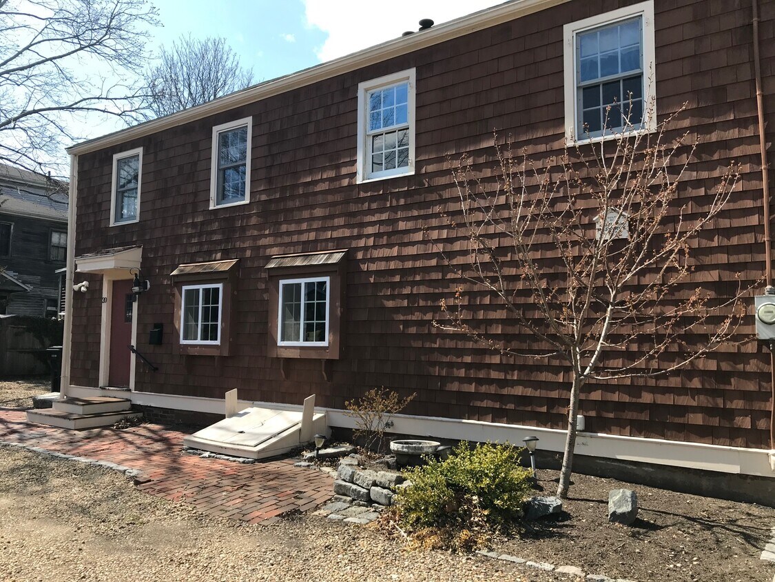 20 Turner St, Salem, MA 01970 House Rental in Salem, MA