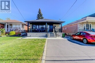 Building Photo - 37 Bentworth Ave