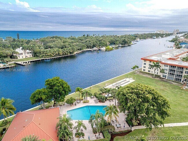 Foto del edificio - 3180 NE 48th Ct
