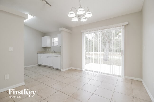 Foto del edificio - 1008 Heron Ct