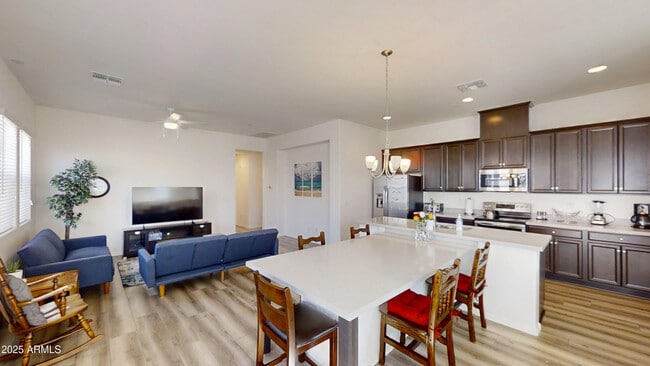 Building Photo - 14870 W Encanto Blvd