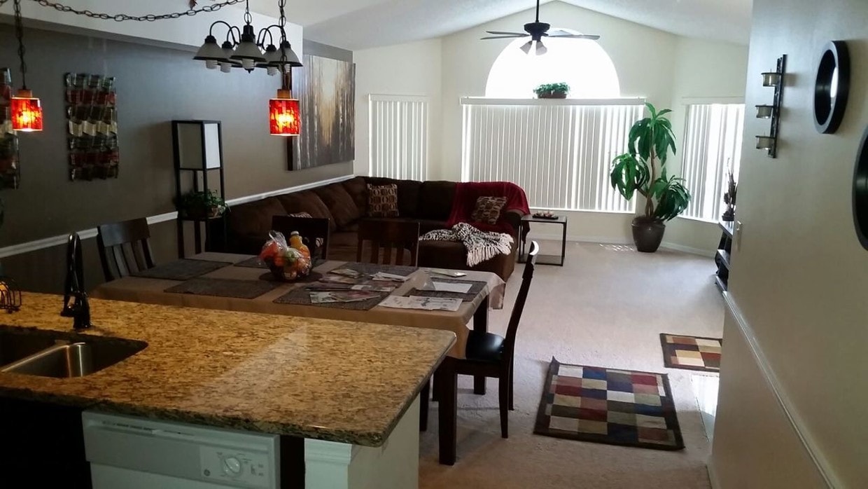 Primary Photo - 2723 N Poinciana Blvd