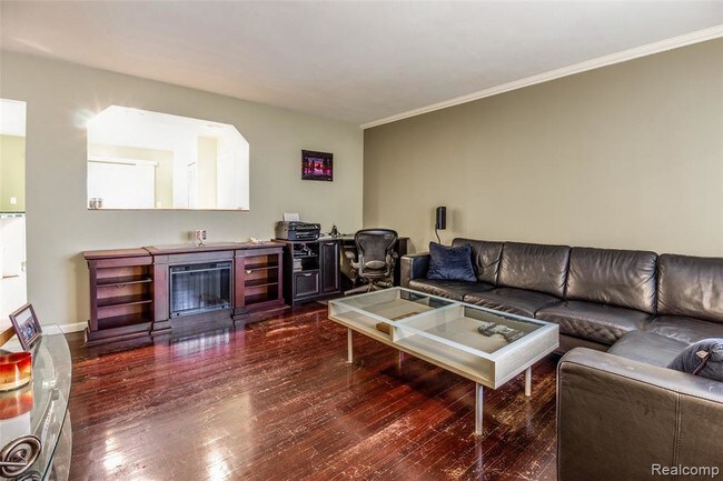 Foto del edificio - 1422 Broadacre Ave