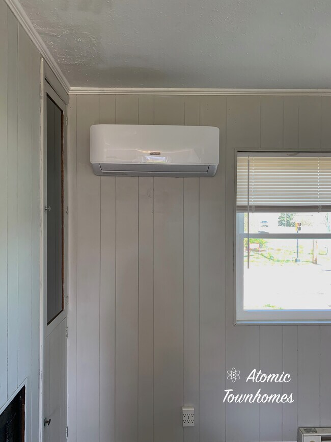 New Mini Split unit heat/ac - 300 Pennsylvania Ave