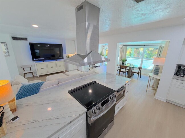 Foto del edificio - 5813 26th Ave N